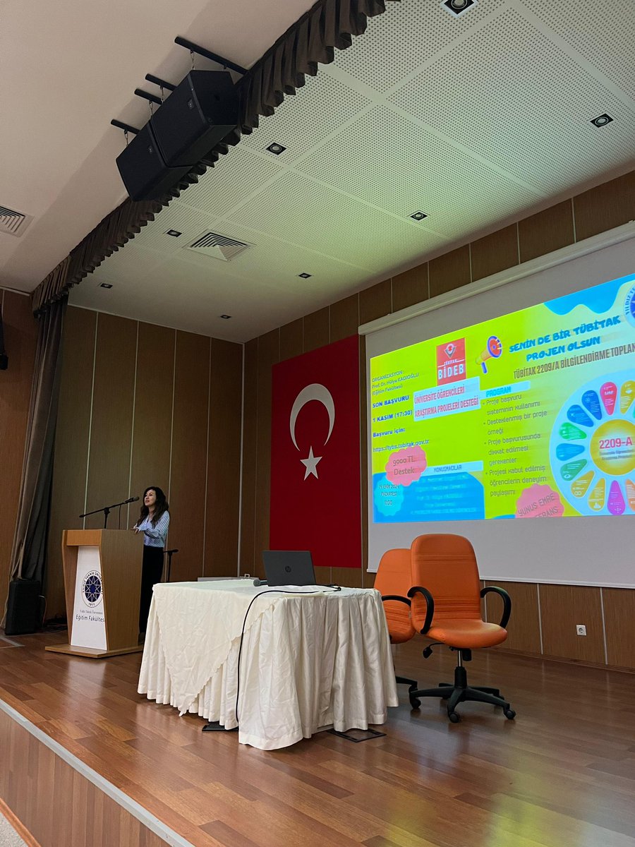 yildizegitim's tweet photo. Değerli Öğrencilerimiz, 
TÜBİTAK 2209/A Projeleri Bilgilendirme Toplantısı Eğitim Fakültesi Yunus Emre Konferans Salonu’nda gerçekleştirildi. @YildizEdu @eyupdebik @mengindeniz https://t.co/BAoyxEFwNm