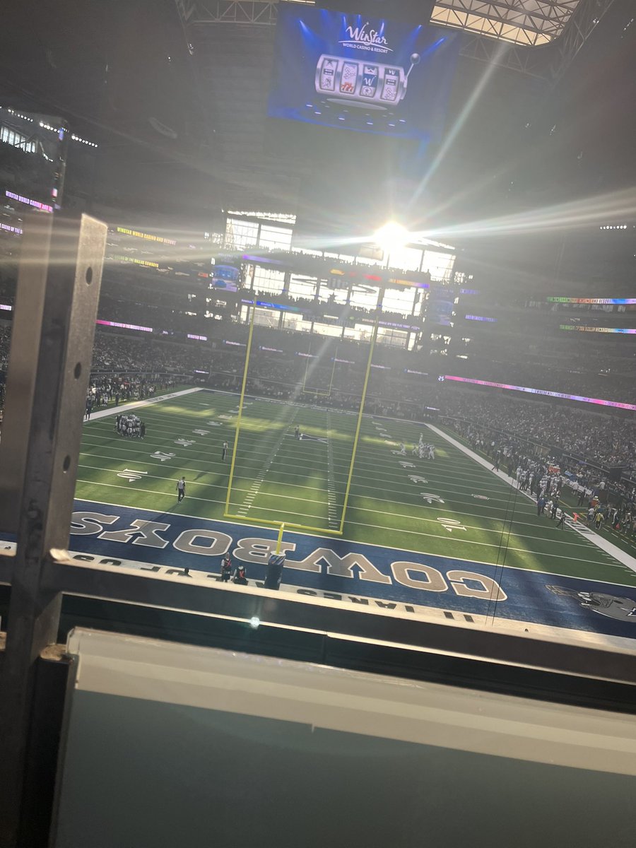 RIGHT IN THE FACE <a href="/BarstoolBigCat/">Big Cat</a>