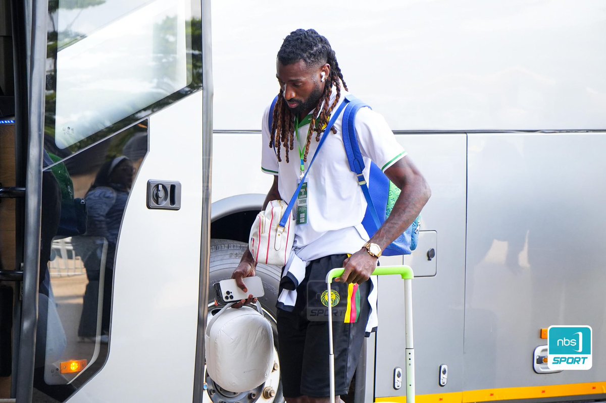 NBSportUg's tweet photo. Ladies and gentlemen, @ManUtd goalkeeper 🧤 @AndreyOnana and his Cameroon 🇨🇲 teammates 📍
#NBSportUpdates #AFCON2025Q #KENCAM 📸: @FfreyPhotos https://t.co/PpBeUpPV7H