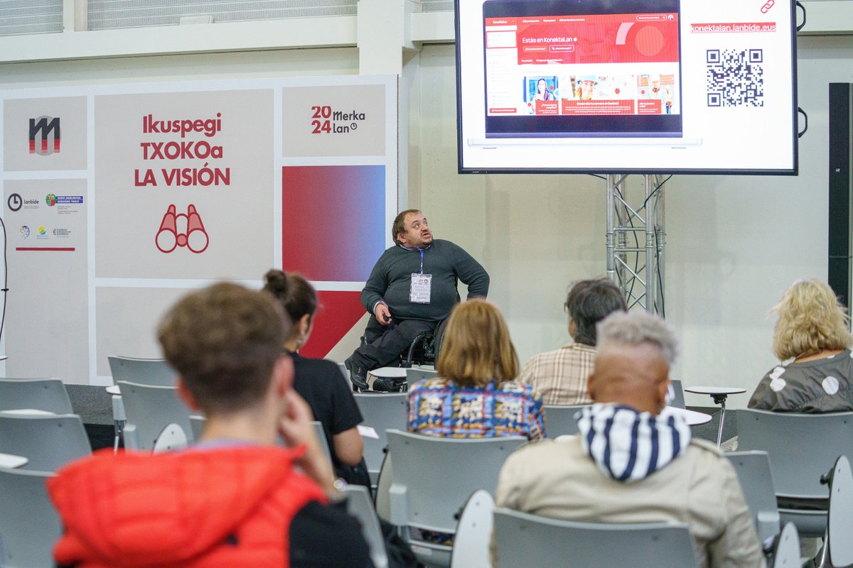 .<a href="/lanbideejgv/">Lanbide</a> está celebrando este mes la feria de empleo #Merkalan.

Desde <a href="/GrupoUrbegi/">Urbegi</a> hemos participado en la mesa redonda “Gestión de la #diversidad: clave del éxito profesional”, así como en el taller "#Konektalan: encuentra y atrae el #talento que tu empresa necesita".