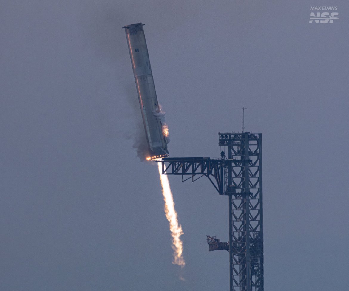 Guido de Caso (@guidodecaso) on Twitter photo Analizamos la histórica misión de Starship y qué significa para el futuro de la exploración espacial. Mañana martes 11:30 AM 🇦🇷 mi columna en #HaganCorrerLaVoz con <a href="/rock_pix/">El Gallo 🇦🇷⭐️⭐️⭐️</a>, <a href="/cuchicalderon/">Cuchi Calderón</a> y <a href="/RodParanormal/">Rod</a> por radio @undinamo - undinamo.com Analizamos la histórica misión de Starship y qué significa para el futuro de la exploración espacial. Mañana martes 11:30 AM 🇦🇷 mi columna en #HaganCorrerLaVoz con <a href="/rock_pix/">El Gallo 🇦🇷⭐️⭐️⭐️</a>, <a href="/cuchicalderon/">Cuchi Calderón</a> y <a href="/RodParanormal/">Rod</a> por radio @undinamo - undinamo.com