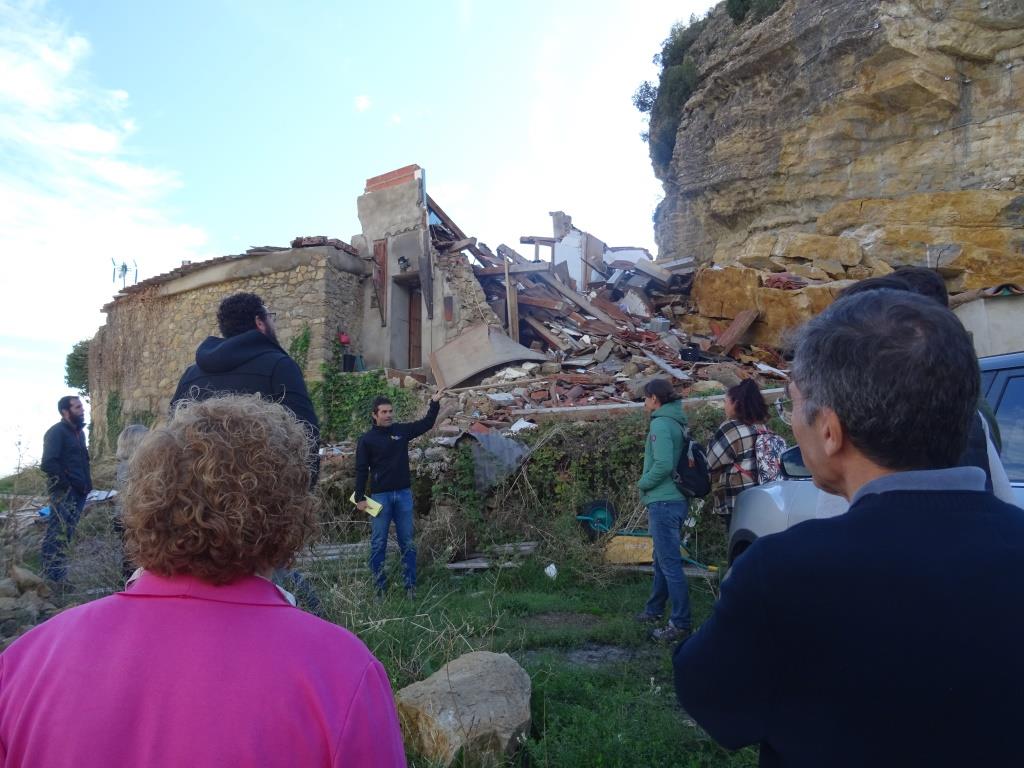 ICGCat's tweet image. ⛰️El passat 11/10, en motiu del Dia Internacional per a la Reducció del Risc de Desastres, vam celebrar una jornada amb @GeoparcOrigens a Tremp sobre la necessitat de prevenció i actuació davant els #riscos #geològics del nostre territori. També vam visitar alguns llocs afectats.