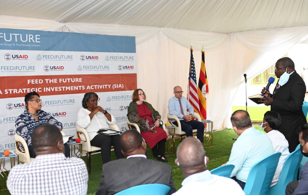 It was always good speaking to the USA team together. Former US Ambassador to Uganda, The US permanent Ambassador to the UNITED Nations, and the USAID head. <a href="/USAID/">USAID</a> <a href="/UN/">United Nations</a> <a href="/USAIDAfrica/">USAID in Africa</a> <a href="/usmissionuganda/">UsMissionUganda</a> detailing the Inclusive  development agenda. #Leavingnoonebehind. <a href="/OPMUganda/">Office of the Prime Minister - Uganda</a>