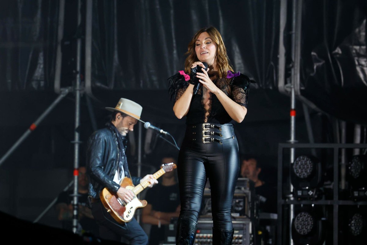 3CatInfo's tweet photo. La Oreja de Van Gogh torna a quedar-se sense cantant: Leire Martínez també ho deixa https://t.co/hamE2T4MfB https://t.co/mIuxeau5vg