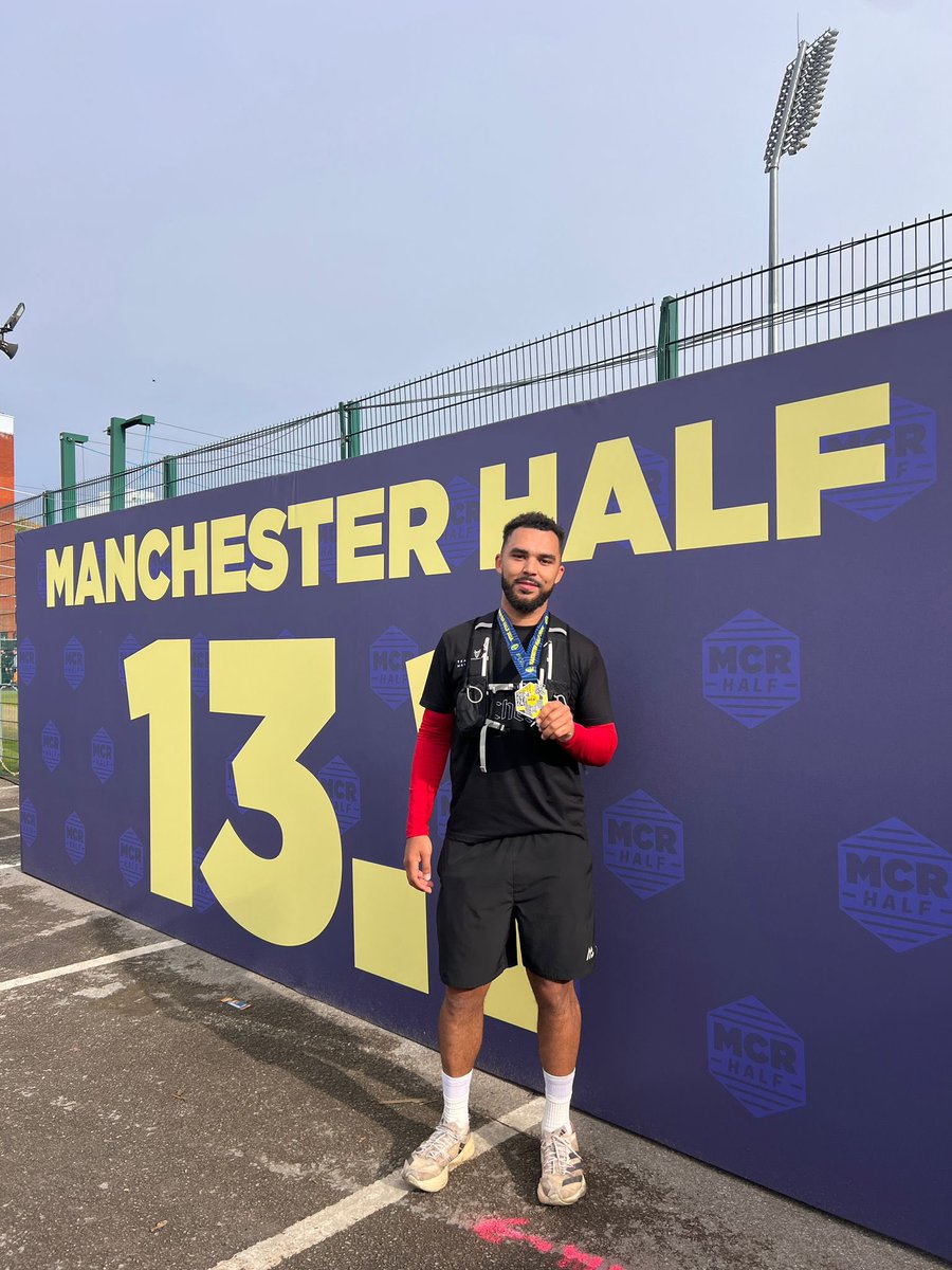 🏃💨 A massive congratulations to Josh Clegg and Cory Knight who ran the Manchester half marathon on Sunday 🔵⚪️

<a href="/corybknight97/">coryknight</a> <a href="/joshclegg1/">josh clegg</a>