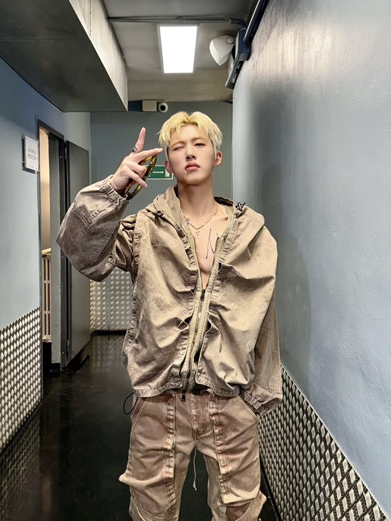 HANBIN tweet media