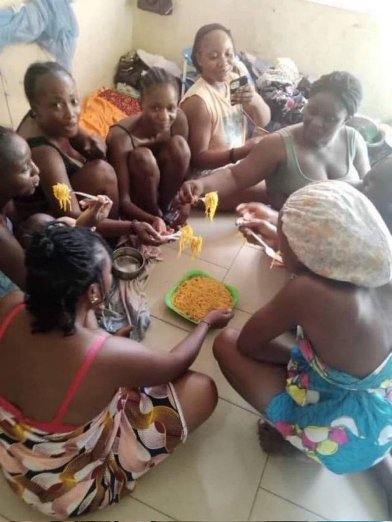 Ekilyeenoo banange, kitokota