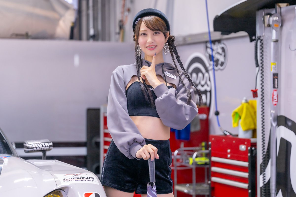 HirotakeKuga's tweet photo. #SUPERGT Rd.6 2024.09.21
ピットウォーク
#神崎りの さん (@rinodayo__s2)②
撮影ありがとうございました🙇🏻♂️
#スーパーGT #supergt2024
#mutaRacingINGING
#muta
#mutaracingfairies
#RA #レースアンバサダー
#RQ #レースクイーン https://t.co/4BipQTfbtL