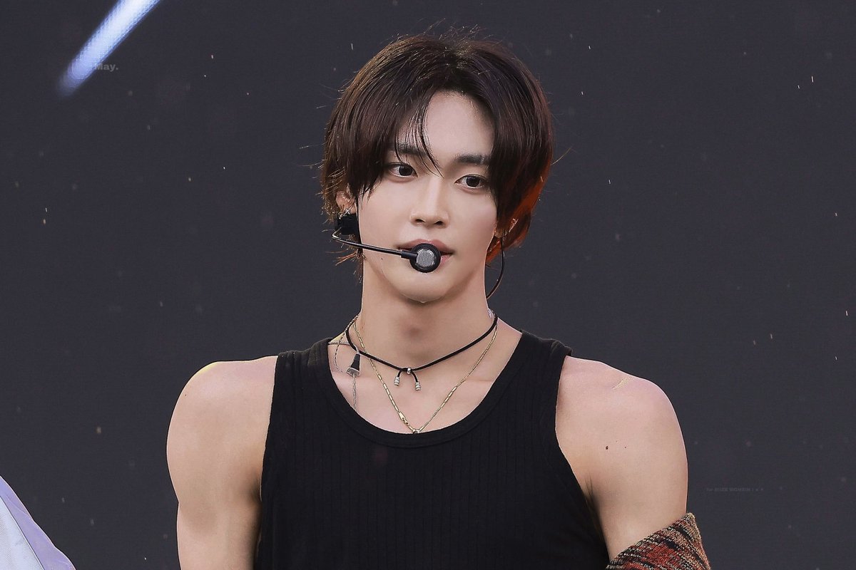 May1bin's tweet image. 241006 🫳🏻🧡 #RIIZE #라이즈 #WONBIN #원빈