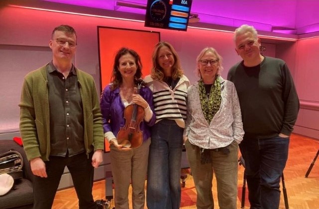Joseph Spooner (@cellospooner) on Twitter photo Great to be on 'In Tune' last Thursday with Katie Derham and the London Chamber Ensemble quartet showcasing Howells's rediscovered 'In Gloucestershire' and the Red Violin Festival.
<a href="/BBCInTune/">In Tune BBC Radio 3</a>
<a href="/RedViolinFest/">Red Violin Festival</a>
<a href="/LonChamberEns/">London Chamber Ensemble</a> Great to be on 'In Tune' last Thursday with Katie Derham and the London Chamber Ensemble quartet showcasing Howells's rediscovered 'In Gloucestershire' and the Red Violin Festival.
<a href="/BBCInTune/">In Tune BBC Radio 3</a>
<a href="/RedViolinFest/">Red Violin Festival</a>
<a href="/LonChamberEns/">London Chamber Ensemble</a>