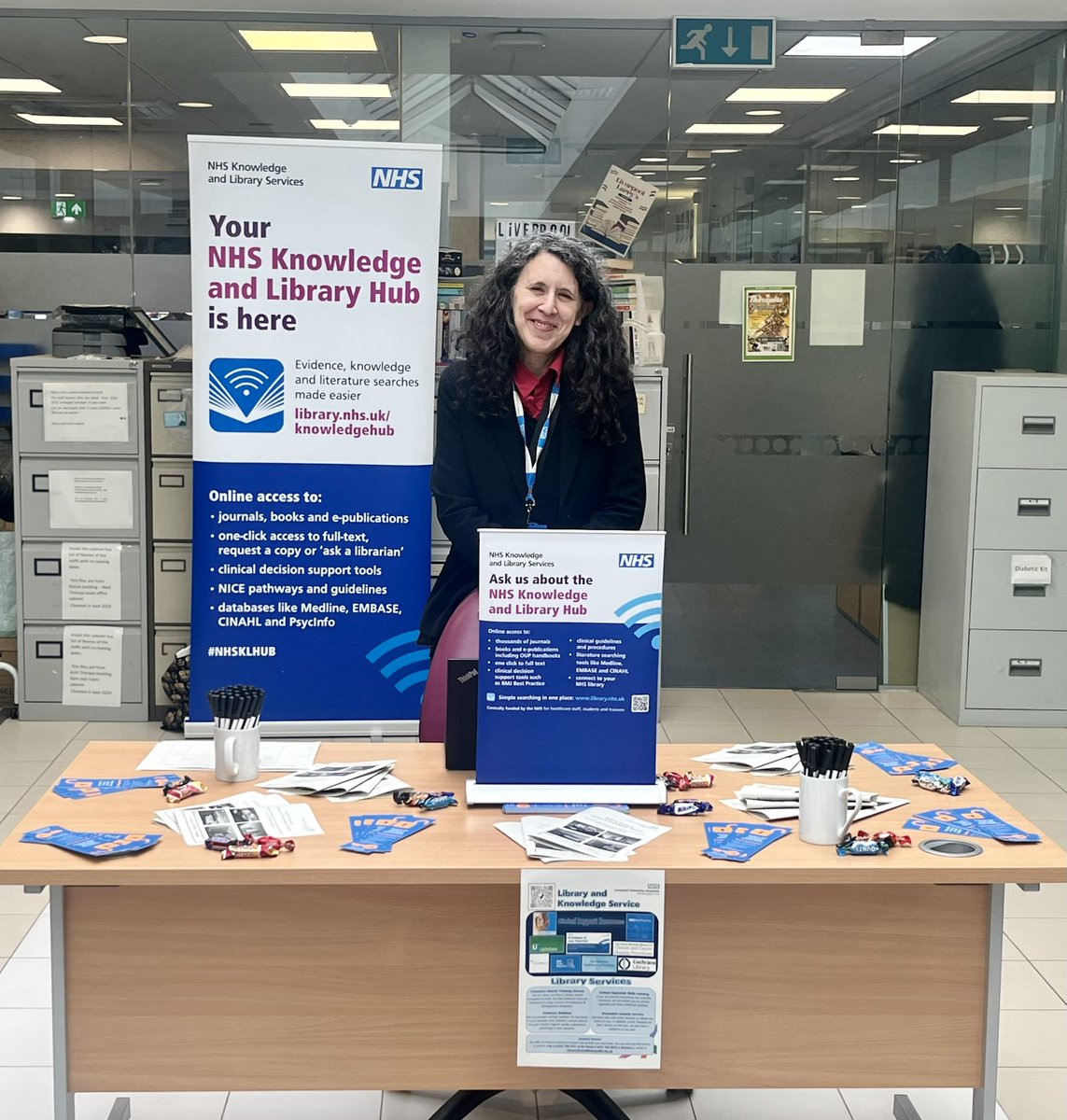 Visit to #Therapies at Aintree on my #AHPsDay2024 rounds! 😃

Great to see so many new therapies #Research posters displayed and colleagues from @LivHospitalsRI , union  and Library services supporting too! 

#AHPsDay <a href="/LUHFTAHPs/">LUHFT AHPs</a> <a href="/WeAHPs/">WeAHPs 💙</a>