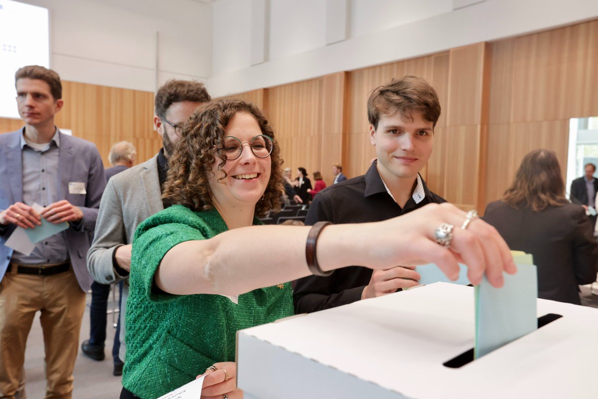 NetzwerkEBD's tweet photo. Nun geht es an die Wahl der neuen Mitglieder des #EBDvor|stands für die kommenden zwei Jahre. ➡️ Alle Kandidaturen sind hier vorgestellt: https://t.co/poeb6fkw3b #EBDmv https://t.co/tcdaoLsPyp