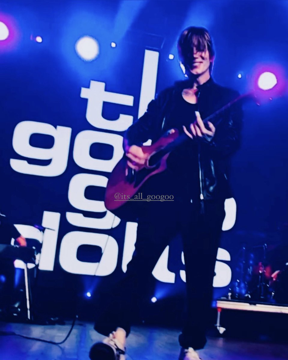 Mely714's tweet photo. Some pics from the Slave2Nothing event last Saturday.

🗓️: 10.12.24
📍: Anaheim, CA
📸: @its_all_googoo 

#googoodolls #johnrzeznik #robbytakac #slave2nothingfoundation https://t.co/jjEg39c1EH