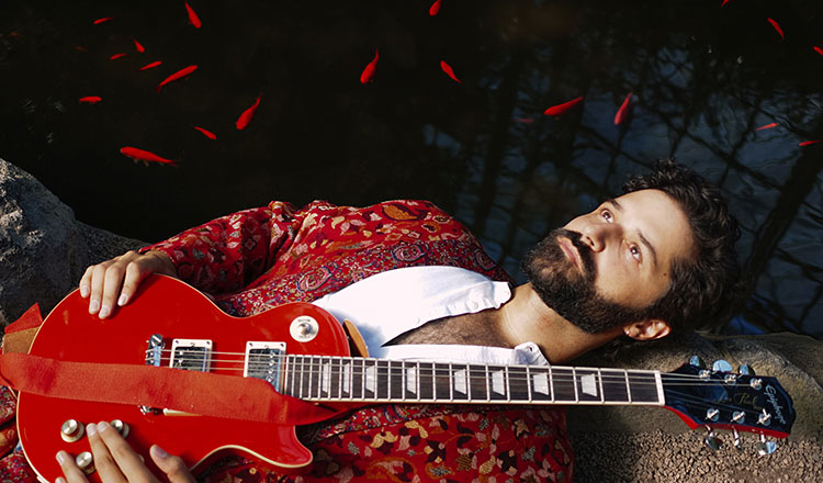 Entrevista: o regresso aos discos de João Coração ao fim de 15 anos, a cena indie portuguesa e o Brasil...screamyell.com.br/site/2024/10/1…