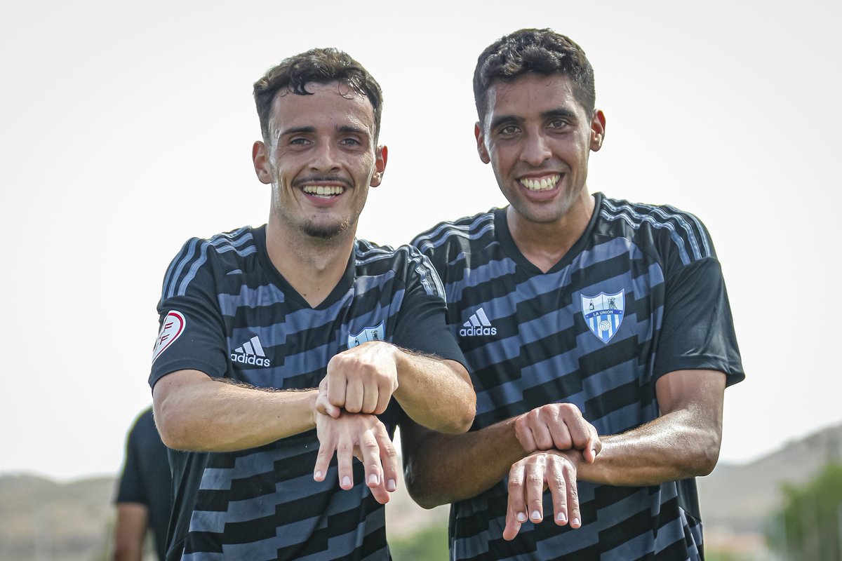 PrimeraRFEFStat's tweet photo. Gran temporada la que se están marcando @fclaunionatl y @DeportivaMinera en el grupo IV de #SegundaRFEF.

Dos equipos humildes de bajo presupuesto que se posicionan en Play Off en un grupo lleno de grandes nombres.

El próximo domingo se enfrentan entre ambos. Chapó por ambos 👏🏼 https://t.co/1PMPB3krwZ