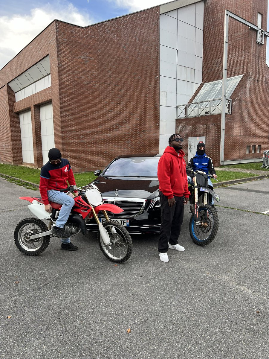 Je pull up un nouveau son bientôt… 🕯️