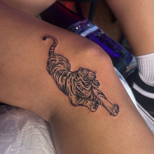 DiaLatidos's tweet photo. Beautiful Tiger Piece
Done by Devin
•
•
•
#lasvegastattoo #lasvegas #hendersonnv #tigertattoo #beautifultattoo #minimalism #skinfactory #skinfactorytattoo #skinfactorylv #thanksforlooking #thanksforyoursupport https://t.co/Rer38b5zAM