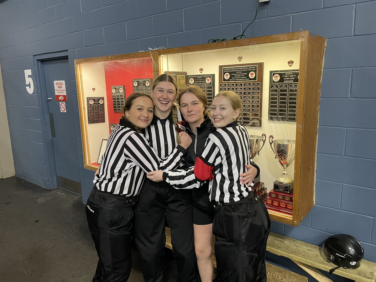HkyNL_Officials's tweet photo. Excellent representation by our officiating group the @AtlChallengeCup. Strong feedback and support all weekend for all 8 officials. Highlights include Josh Meade working the U15 Gold Medal game as well as getting an invitation to work a Q cup game. https://t.co/GF1791jQ3c
