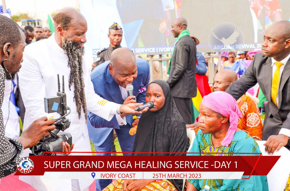 faeFridah21's tweet photo. JOY unspeakable in IVORY COAST as blind Muslim mother sees her daughter for the very first time.

Her totally Blind eyes popped open at ONE HEALING COMMAND of the power of the Blood of JESUS.

#ExplosionOfMiracles https://t.co/QUYwOA6VrO