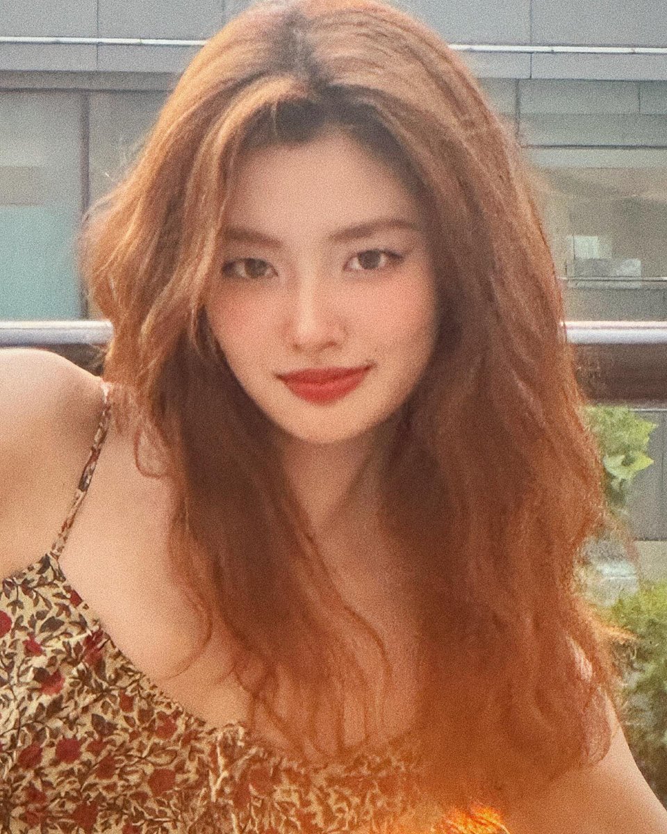 xu ruohan 徐若晗 archive tweet media
