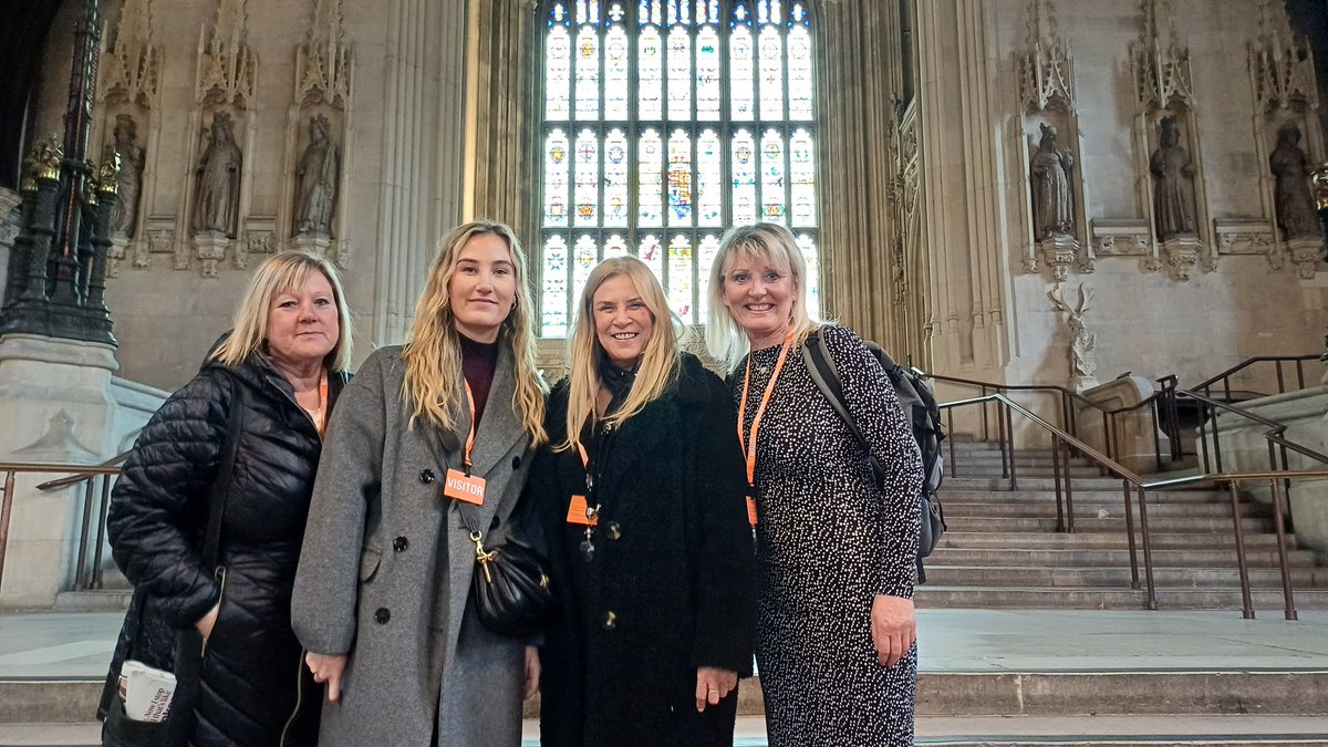FreshSmokeFree's tweet photo. Thrilled that these amazing NE women (Sue, Cathy, Debbie and Sadie) are here today in Parliament to share their powerful stories as smoking survivors with APPG on Smoking or Health &amp; we all hope to see decisive further evidence based policies on tobacco asap #smokefreefuture https://t.co/izVmp4L9ME