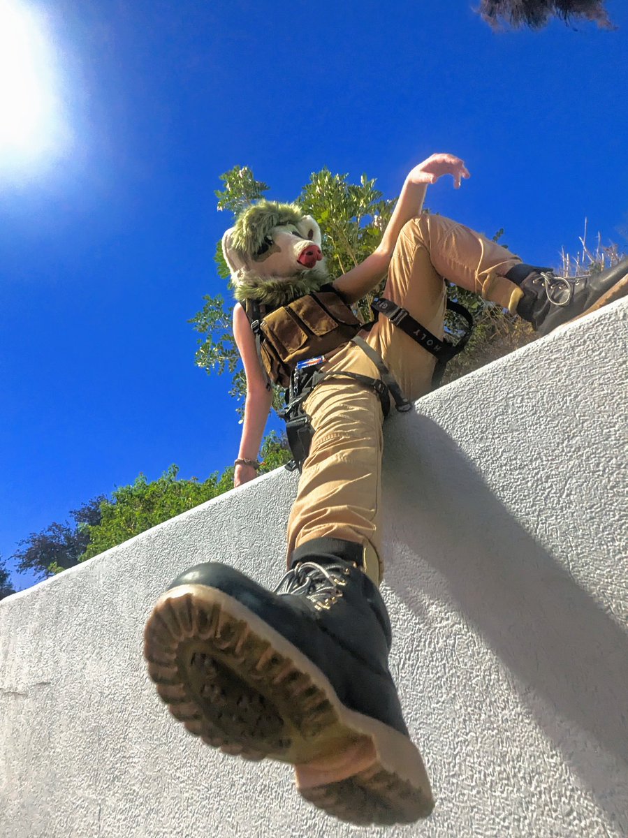 You like eating ants, don't you? 👀