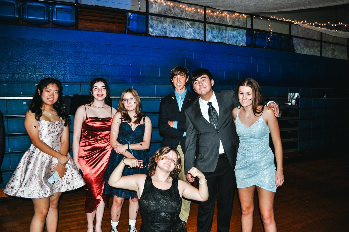 Lexington Catholic tweet media