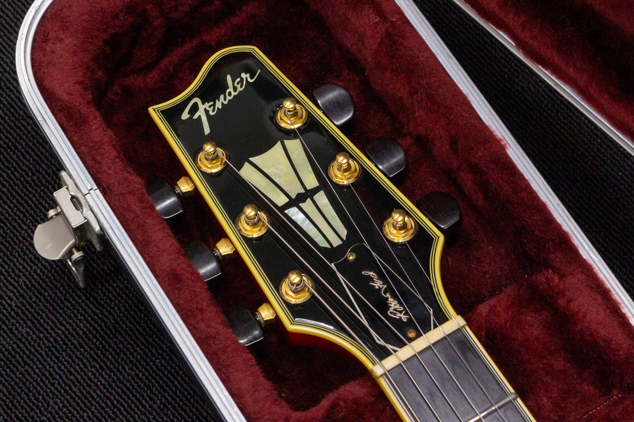 Guitar Shop TONIQ على X: 