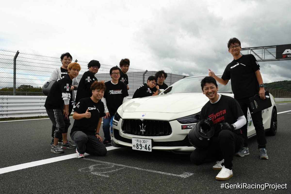 STELLA__custom's tweet photo. トヨタイムズさんのエコカーカップ参戦記(動画後半です)
https://t.co/8vhd6q7U0D
グリッド(お隣でした)での皆さんの優しい笑顔は忘れません!
あと動画中(26′52″)「スゴイ音だな あのクルマ」とお言葉頂きました(笑)
大変お騒がせいたしました🙇♂
#トヨタイムズ
#ecocarcup
#首都高バトル https://t.co/tEvVpi7ces