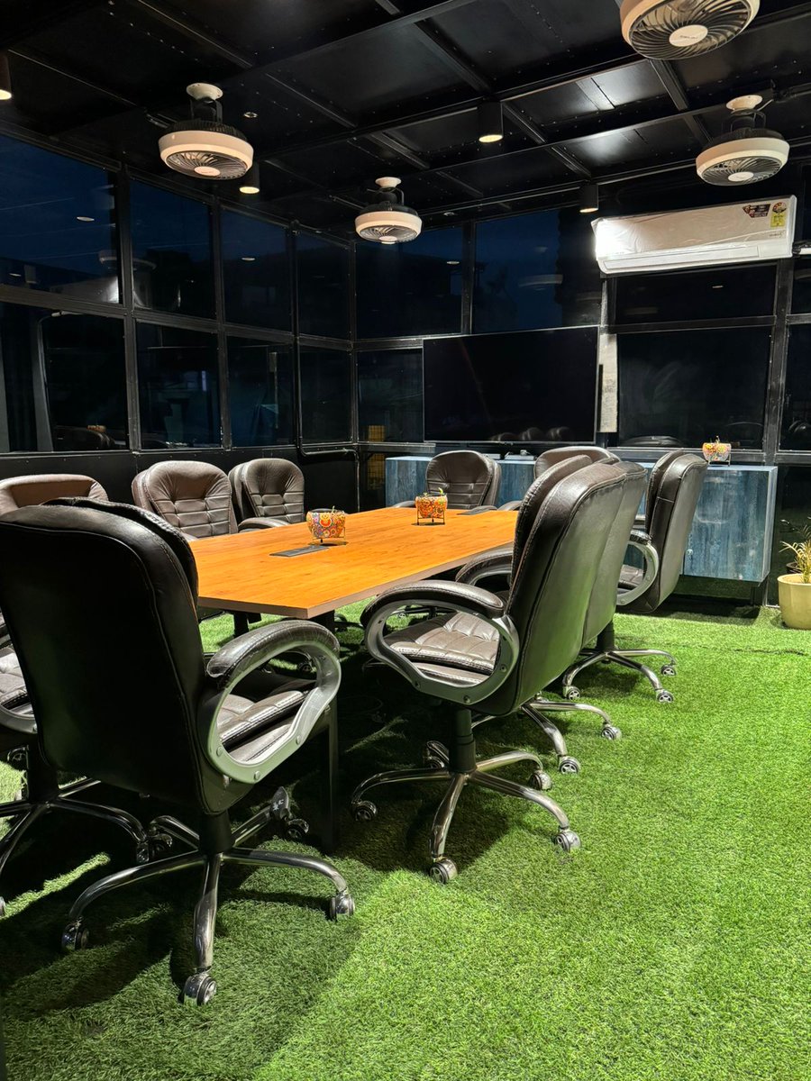 ramanch0506's tweet image. AUM CO WORKING SPACES

SOUTH EXTENSION 1
NEW DELHI

MOST PRESTIGIOUS ADDRESS OF NEW DELHI

CALL:9811336663

#coworks #coworking #coworkingspaces #coworkinglife #coworkers #coworkingspace #office #cowork #officespace #conferenceroom #conferencerooms #meetingrooms