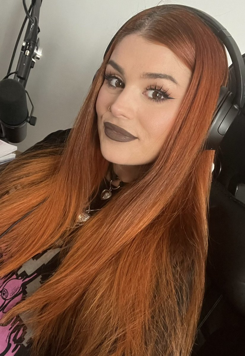 live now with day 3 of Silent Hill 2 remake twitch.tv/albalass