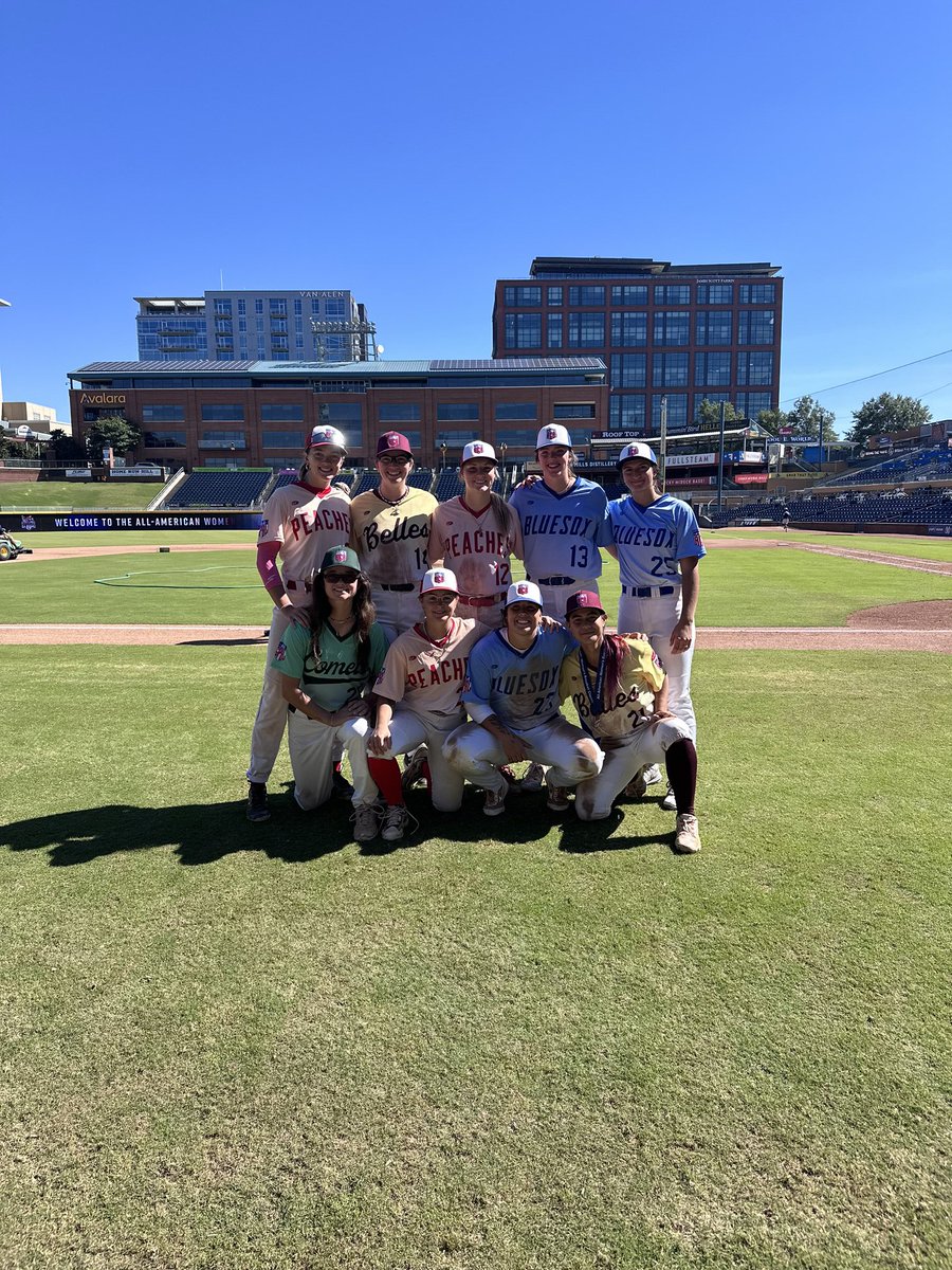 Baseball Canada 🇨🇦⚾️ (@baseballcanada) on Twitter photo 🇨🇦 was well represented in Durham, North Carolina over the weekend as no less that 9️⃣ players from North of the Border took part in the All-American Women’s Baseball Classic!
Special shoutout to Tess Sawkins (<a href="/SawkinsTess/">Tess Sawkins</a>) whose Kenosha Comets squad took home the championship! 🇨🇦 was well represented in Durham, North Carolina over the weekend as no less that 9️⃣ players from North of the Border took part in the All-American Women’s Baseball Classic!
Special shoutout to Tess Sawkins (<a href="/SawkinsTess/">Tess Sawkins</a>) whose Kenosha Comets squad took home the championship!