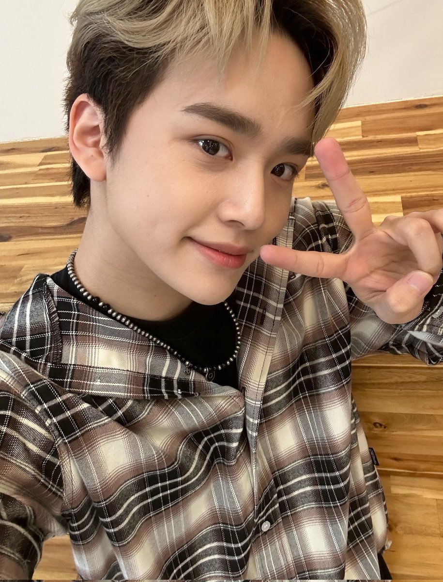 B1CLOOK's tweet photo. 🤍 https://t.co/iJf5XjDPEO