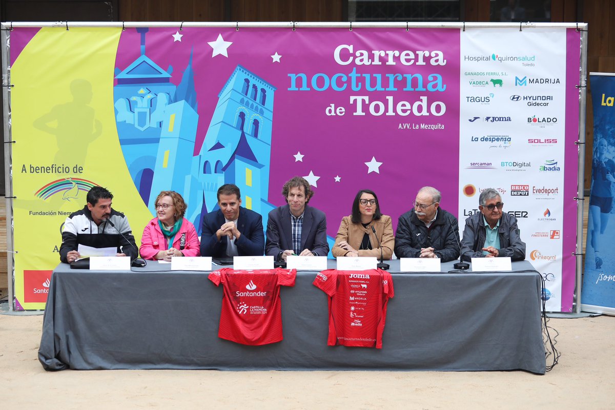 ToledoAyto's tweet photo. 🏃🏽#Toledo se prepara para la celebración de la XVII edición de la @nocturnadtoledo.

📆 Se celebra el próximo sábado 19 de octubre y ya hay inscritos 4.800 corredores.

🟣 Todo lo recaudado irá destinado a la Fundación #NiemannPick y a #APACAMA.

¡Anímate y participa! https://t.co/lmw19HjGUW