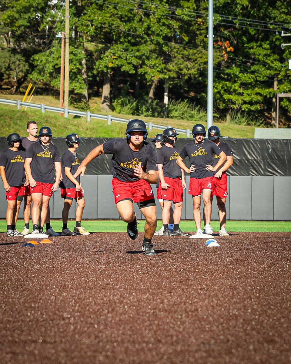 VMI Baseball tweet media