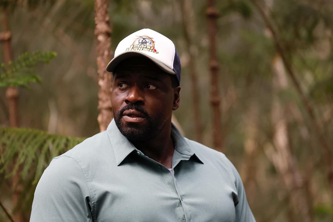 magnumpihq's tweet photo. 🚨 Happy Birthday to the amazing @StephenHillActs ! 🎂🎊

Not only do you light up the screen as TC on #MagnumPI, but you also shine just as brightly off-camera with your huge heart and generous spirit. You’re a true gem, always bringing joy and positivity wherever you go. 

Here’s to another year of blessings, laughter, and success! 🥂🍾
Keep being the incredible human you are ! Your light makes the world a better place ♥️

#SaveMagnumPI #IslandHoppers #MakeMagnumStreamable