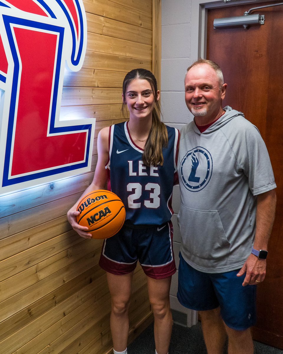 I had a great time at Lee yesterday! Thank you so much <a href="/coachmrowe/">Marty Rowe</a>, <a href="/jspangler5/">Jan Spangler</a>, and <a href="/DREW_LYNESS/">Drew Lyness</a> for an opprotunity to play for <a href="/LeeUWBB/">Lee Women's Basketball</a>!