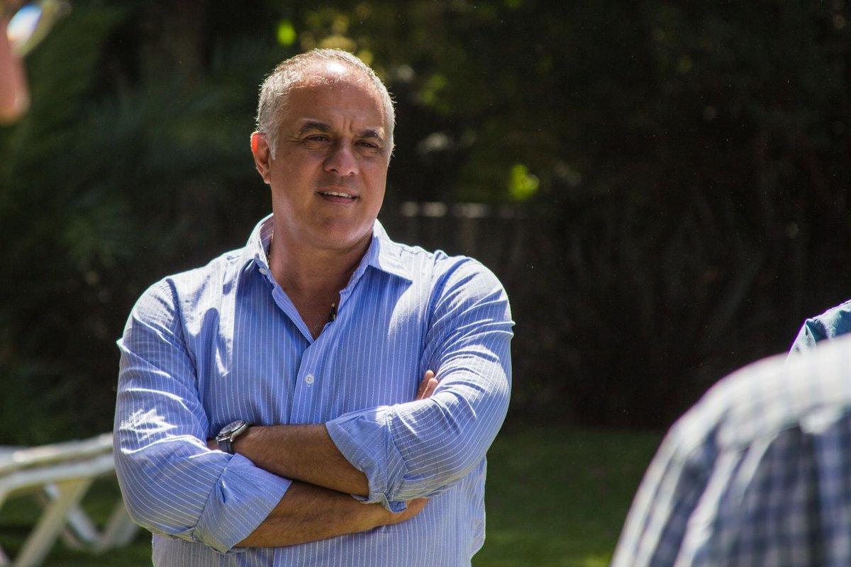 👉 "Me hubiera gustado dar una discusión franca de este tema y que sea de forma madura. Rossetti y su abogado lo hacen de forma ridícula. A este señor le tocó administrar Kentucky y estuvieron un año para terminar una cuadra" explica Martín Papini, secretario de gobierno de Funes