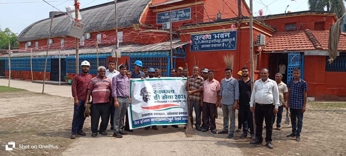 jmpworkshop's tweet photo. #SBD2024,#SHS2024 Shramdan at national institute Jamalpur during swachhata pakhwara. https://t.co/8MqegPU5Qa