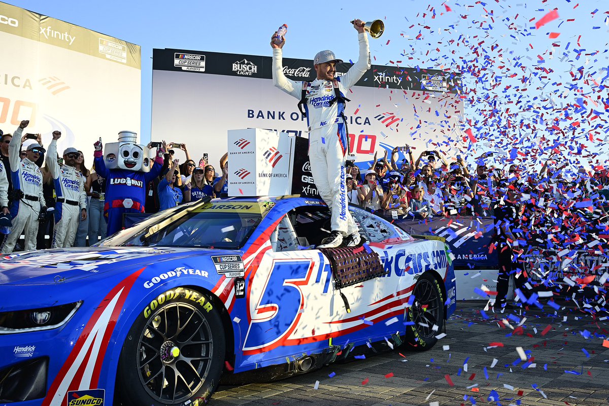 HendrickCars's tweet photo. Home race wins hit differently. 🏁 https://t.co/YC90ckJY7j