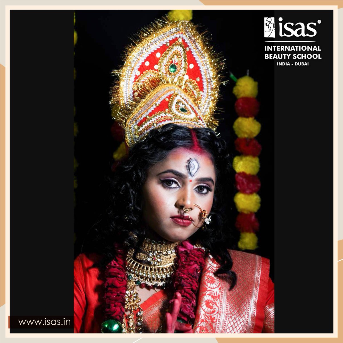 isas_pune's tweet image. 💃✨ Navratri Glow: Embrace the Festivities with ISAS Beauty School ✨💃

isas.in

#ISAS #NavratriLook #FestiveMakeup #BeautySchool #MakeupArtistry #Navratri2024 #CelebrateInStyle #GarbaLook #DandiyaNights #MakeupInspiration #FestiveGlam #TraditionalMakeup