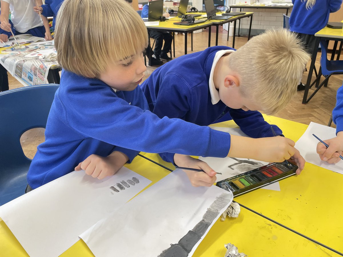 Year 3 colour mixing!! 🎨 🖌️ #lightanddark