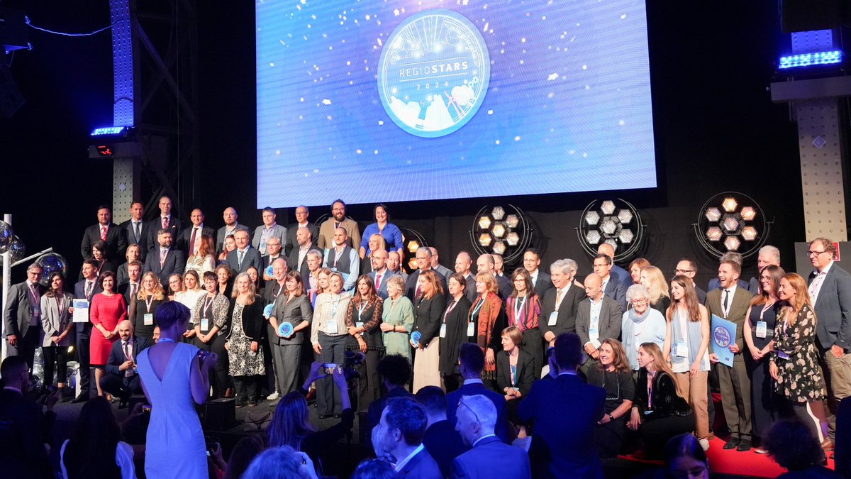Billie Martiniello (@billiemartinie1) on Twitter photo 🥳 I was honoured to be on the jury for DG REGIO's #REGIOSTARS2024 competition in the category 'A social and inclusive Europe' together with <a href="/mkalz/">Marco Kalz</a> and Eduarda Costa. Congratulations to all finalists, who all presented great projects! Special thanks to <a href="/FSielker/">Franziska Sielker fsielker@mstdn.science</a> and Alois Humer! 🥳 I was honoured to be on the jury for DG REGIO's #REGIOSTARS2024 competition in the category 'A social and inclusive Europe' together with <a href="/mkalz/">Marco Kalz</a> and Eduarda Costa. Congratulations to all finalists, who all presented great projects! Special thanks to <a href="/FSielker/">Franziska Sielker fsielker@mstdn.science</a> and Alois Humer!