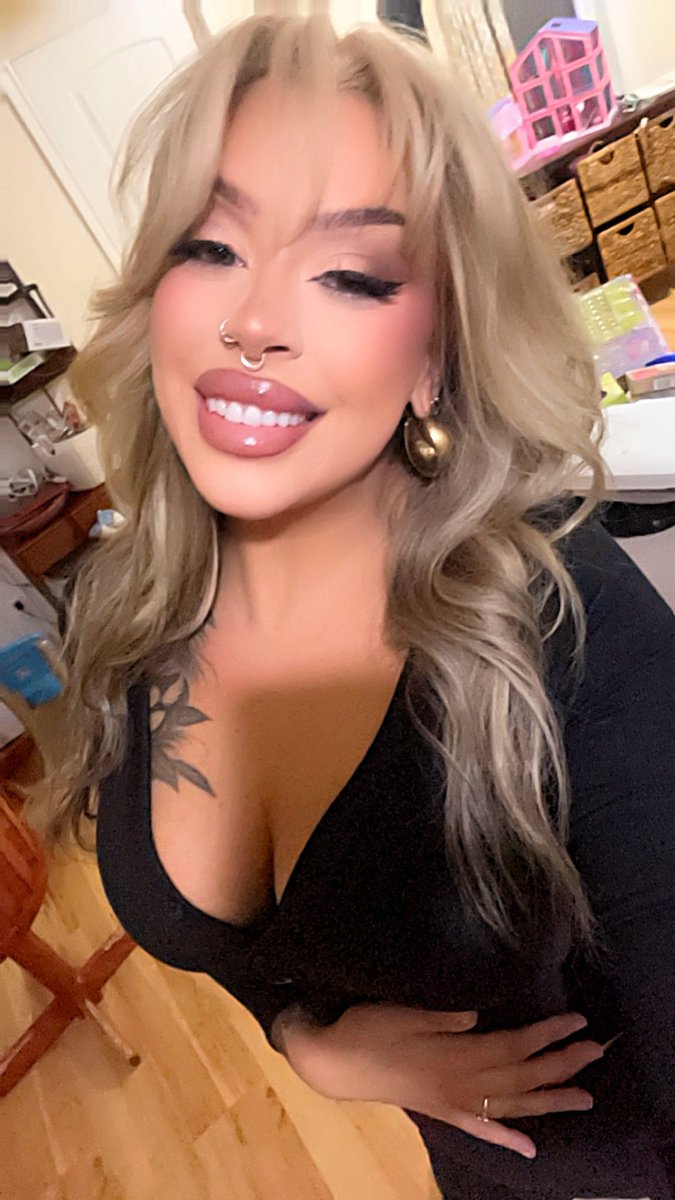 FlightJenna's tweet photo. photo dump https://t.co/fIjuoaV66v