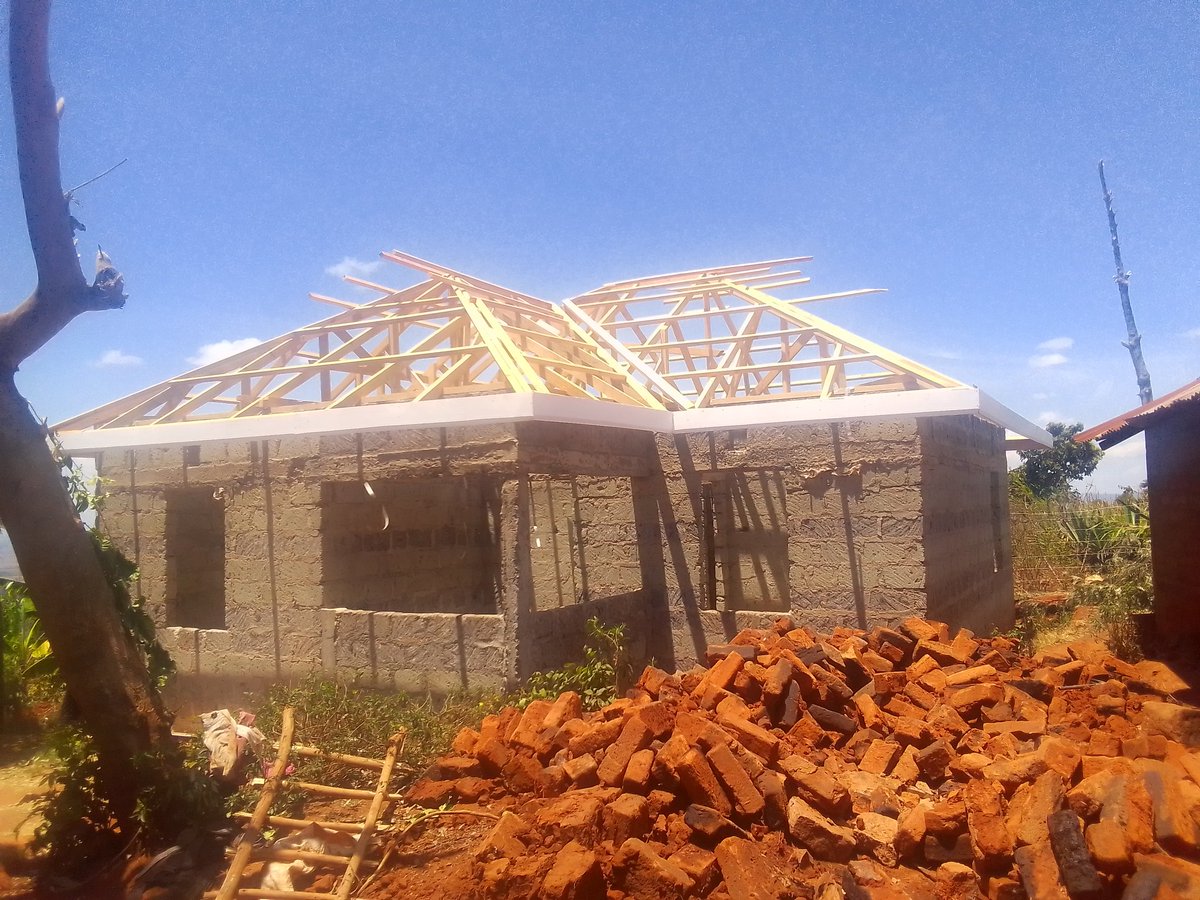 masterwaroof's tweet photo. Roofing master https://t.co/W5bB6abRZm