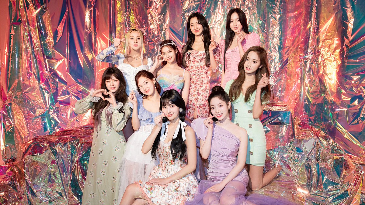 OLTSupport's tweet image. ONCE, drop the tags for #TWICE 🌹🥵

🎯 700 comments, 100 RT

#2024MAMAVOTE #twice @JYPETWICE

1 RT = 1 VoTE 
1 comment = 1 vote