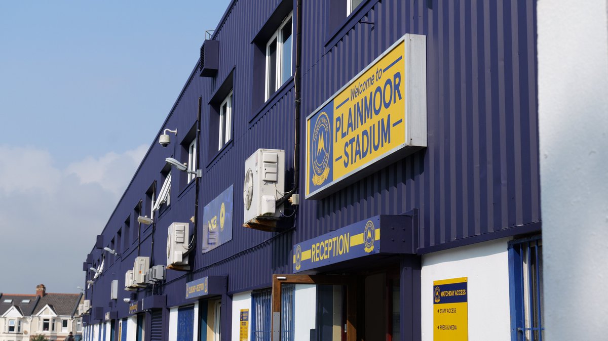 ➡️Whether you’re planning business meetings, team building sessions, rehearsals, parties, or even fitness sessions, we have the answer right here at the home of Torquay United FC!

#EventsAtPlainmoor