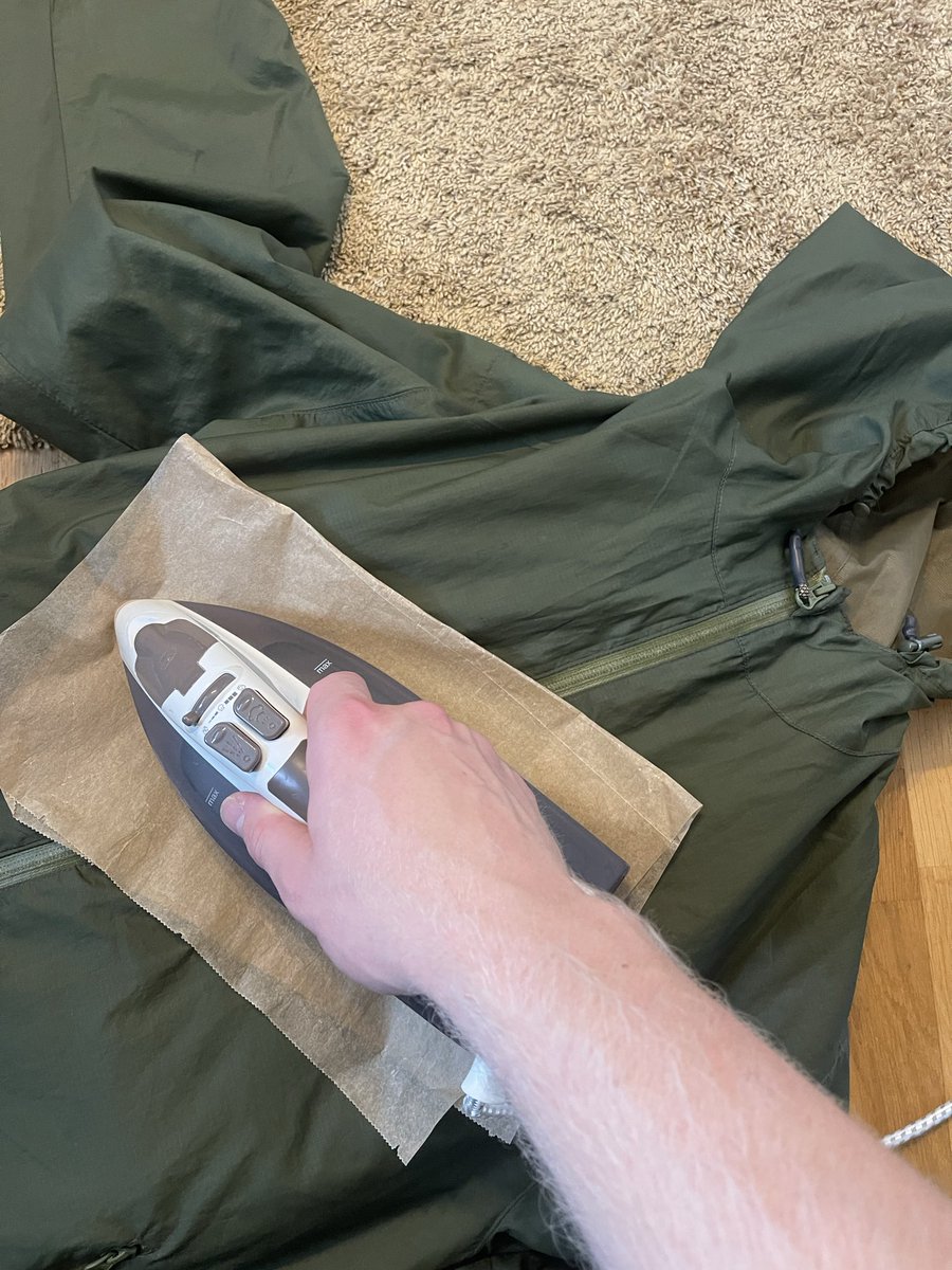 Sneaky Media Group tweet media