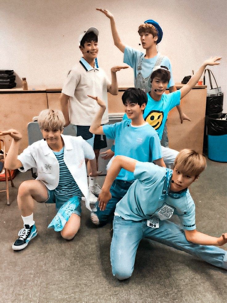 Chakyuties's tweet photo. OOMFS PLEASE drop the tags and rt if you want to see astro back on stage and winning their first mama award ❗️

•1 RT = 1 vote
• 1 REPLY = 1 vote

i vote for #astro at #2024MAMAVOTE https://t.co/qejQlRw56x