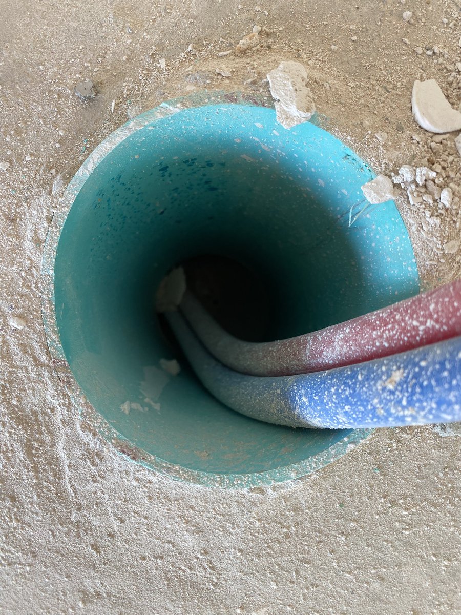 DocDeasonRealty's tweet photo. 💧I was showing some new construction over the weekend. Instead of the old-style copper pipes, prone to leaking in the slab, you’re seeing this conduit that allows the Pex tubes to be channeled through that opening and would be much easier to remove in the event of a leak! https://t.co/OwffCeU8eD